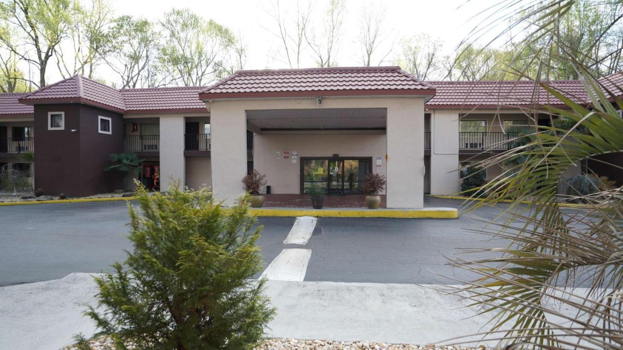 Hotel 6 Ga Airport East Atlanta