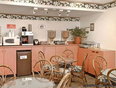 6 Ga Airport East Hotel
